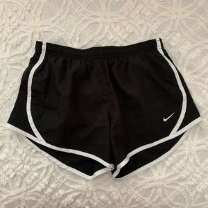 Youth M black/white Nike shorts